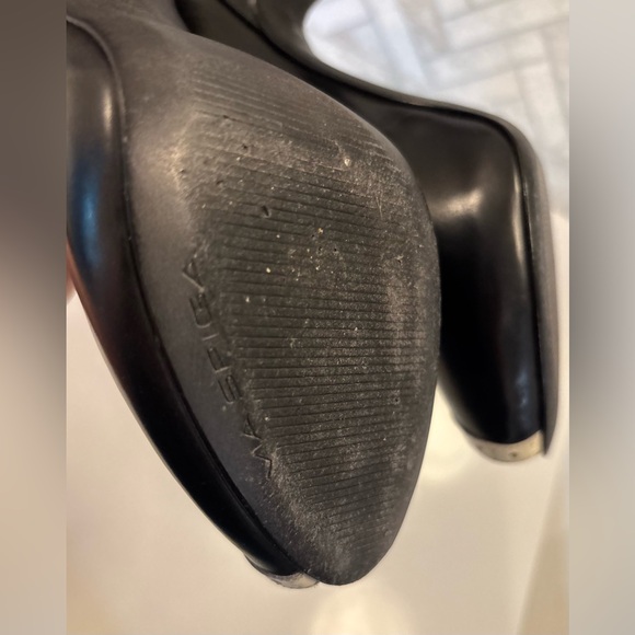 NWT VIA SPIGA Double Strap Mary Jane Peep Pumps Black/Cream w/ brogue - Picture 12 of 13